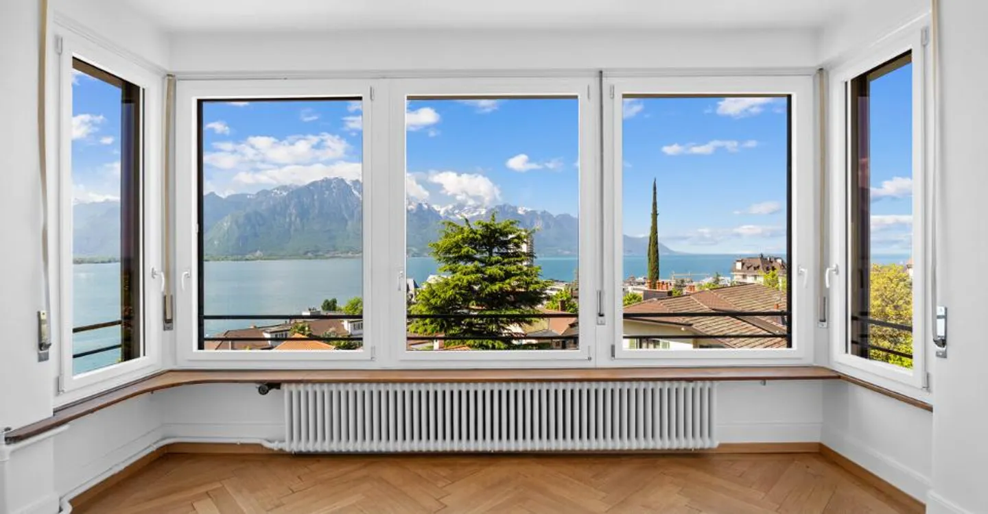 Appartement Charmant avec Vue - Photo 1 sur 12