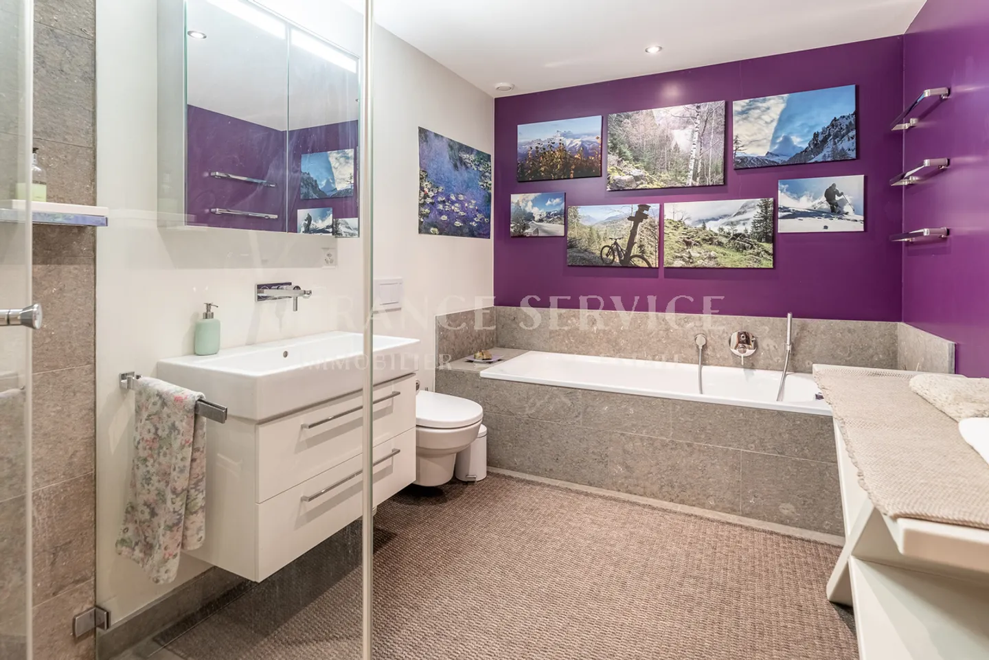 Charming Spacious Chalet - Photo 23 of 25