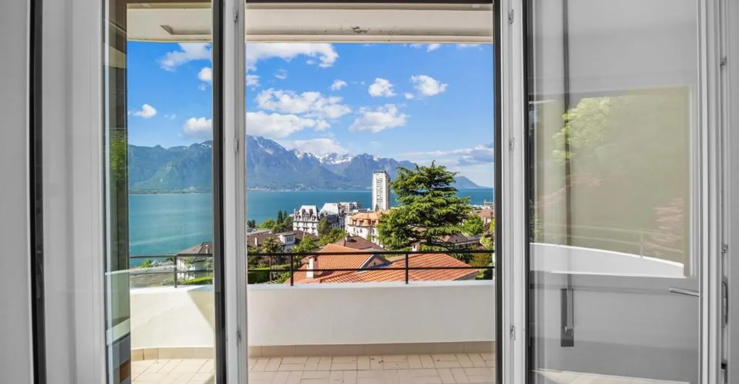Appartement Charmant avec Vue - Photo 10 sur 12