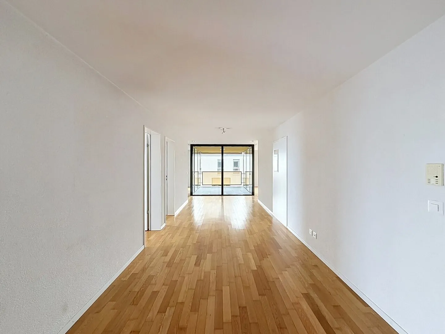 Geräumige Moderne Wohnung - Foto 3 von 13