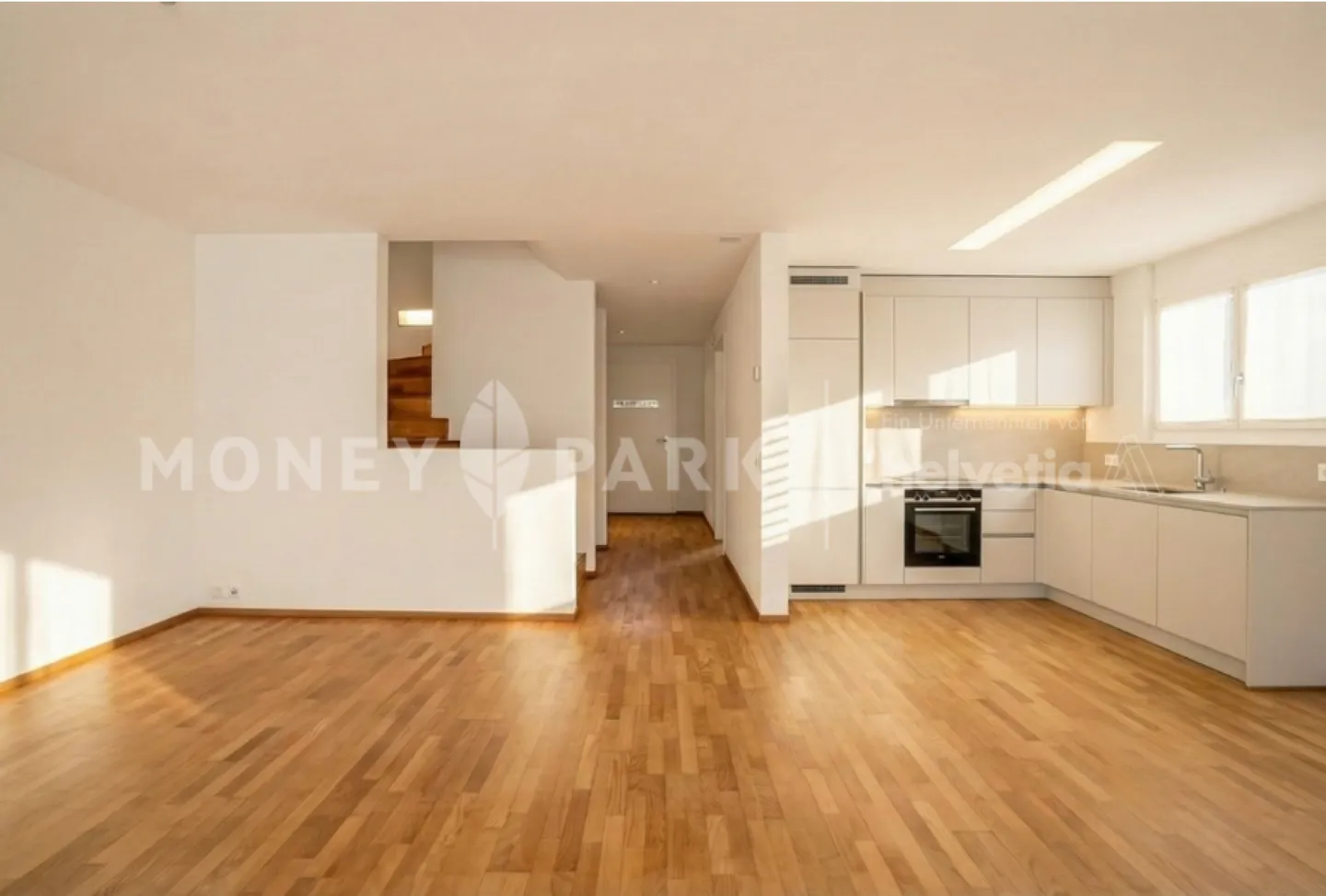 Casa bifamiliare di 5,5 stanze in una posizione tranquilla - Foto 4 di 9