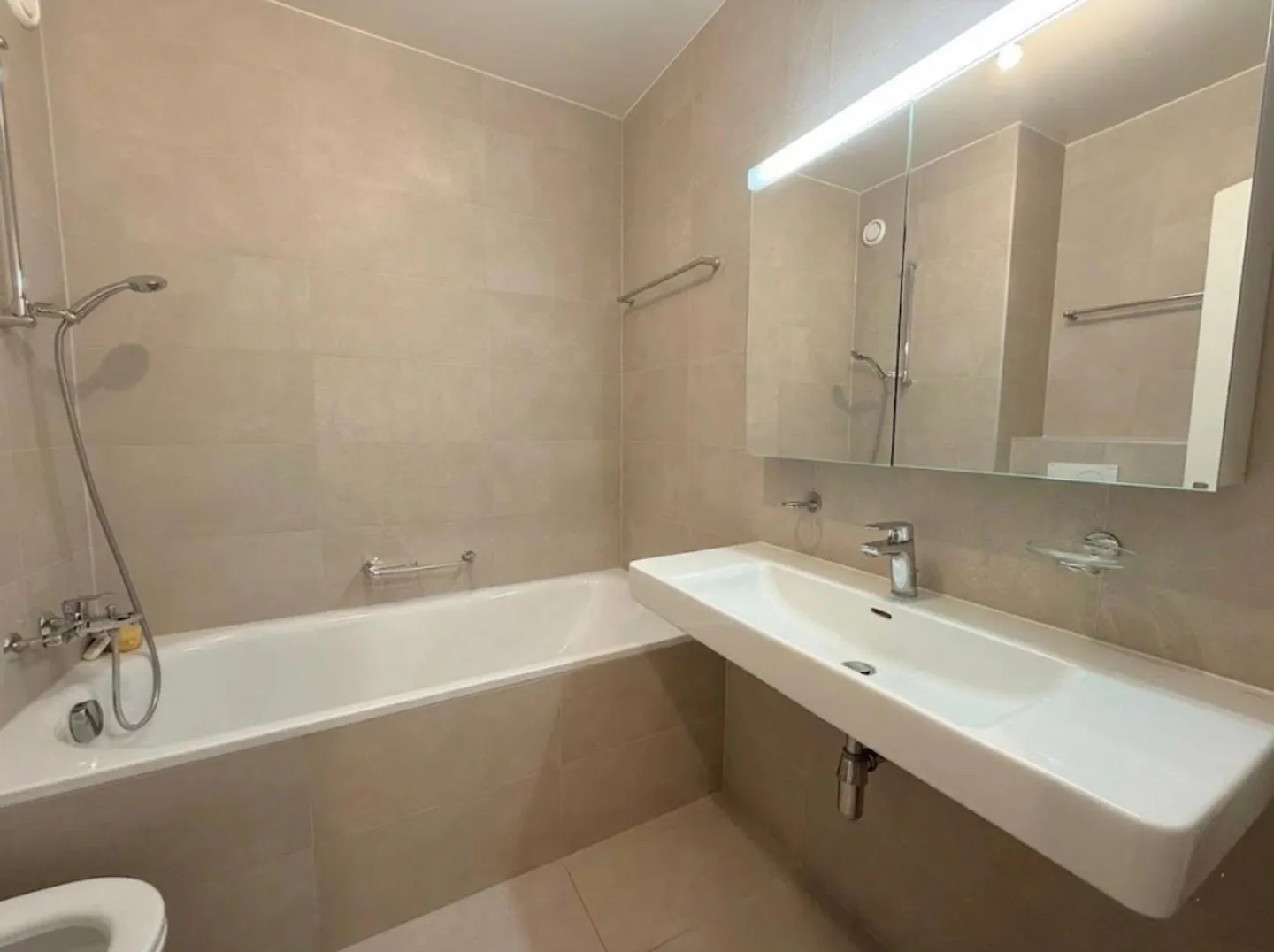 Charmant appartement 4 pièces à Champel - Photo 9 sur 13