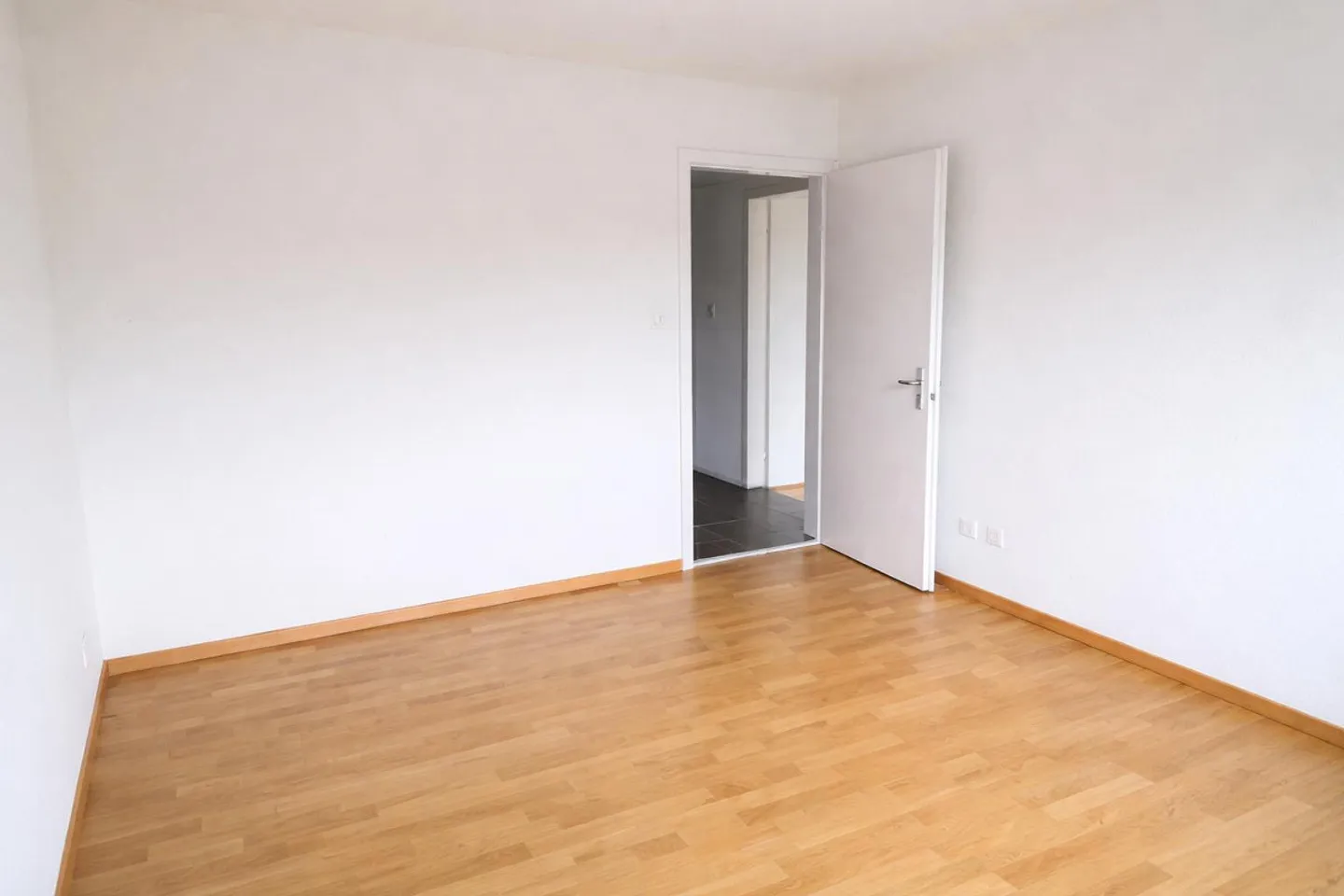 2 Room Apartment on the 2nd Floor (NO LIFT) - Photo 6 of 11