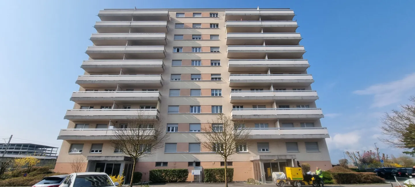 Corner apartment - 4 rooms - To renovate - Photo 2 of 8