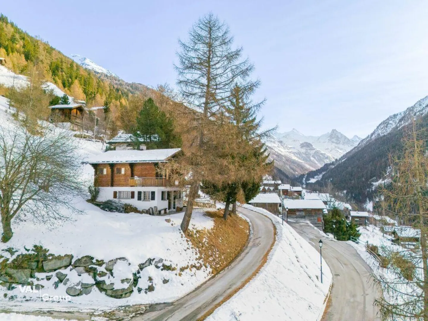 Chalet incantevole nel cuore di Ayer con vista mozzafiato - Foto 1 di 12