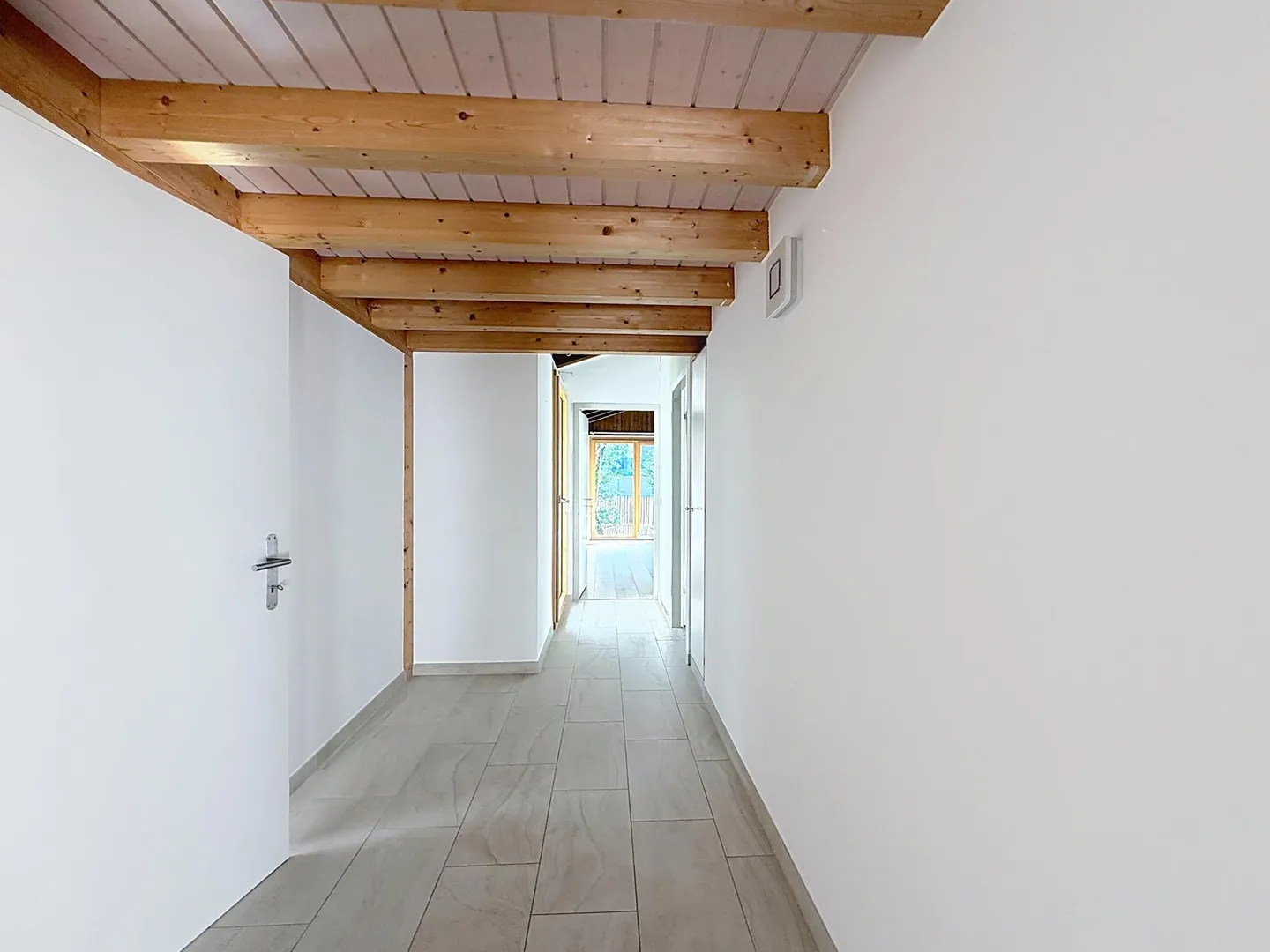 Casa singola in affitto - Foto 4 di 11