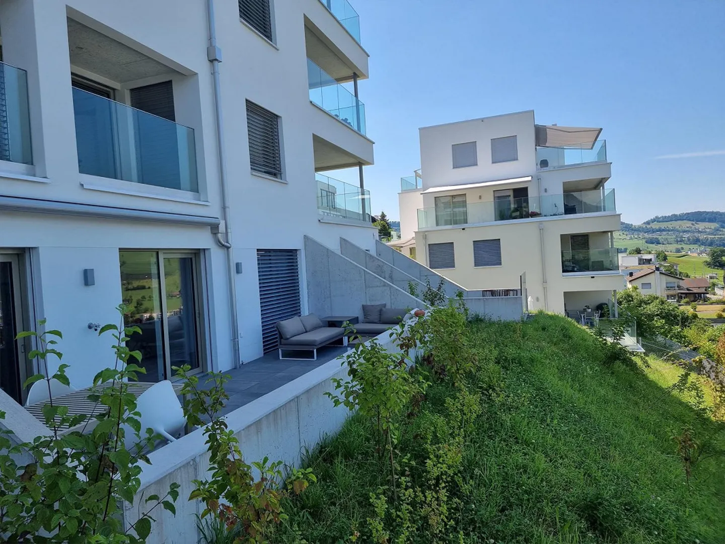 Oasis de 3 1/2 pièces à fiscalité avantageuse avec vue imprenable - Photo 7 sur 8