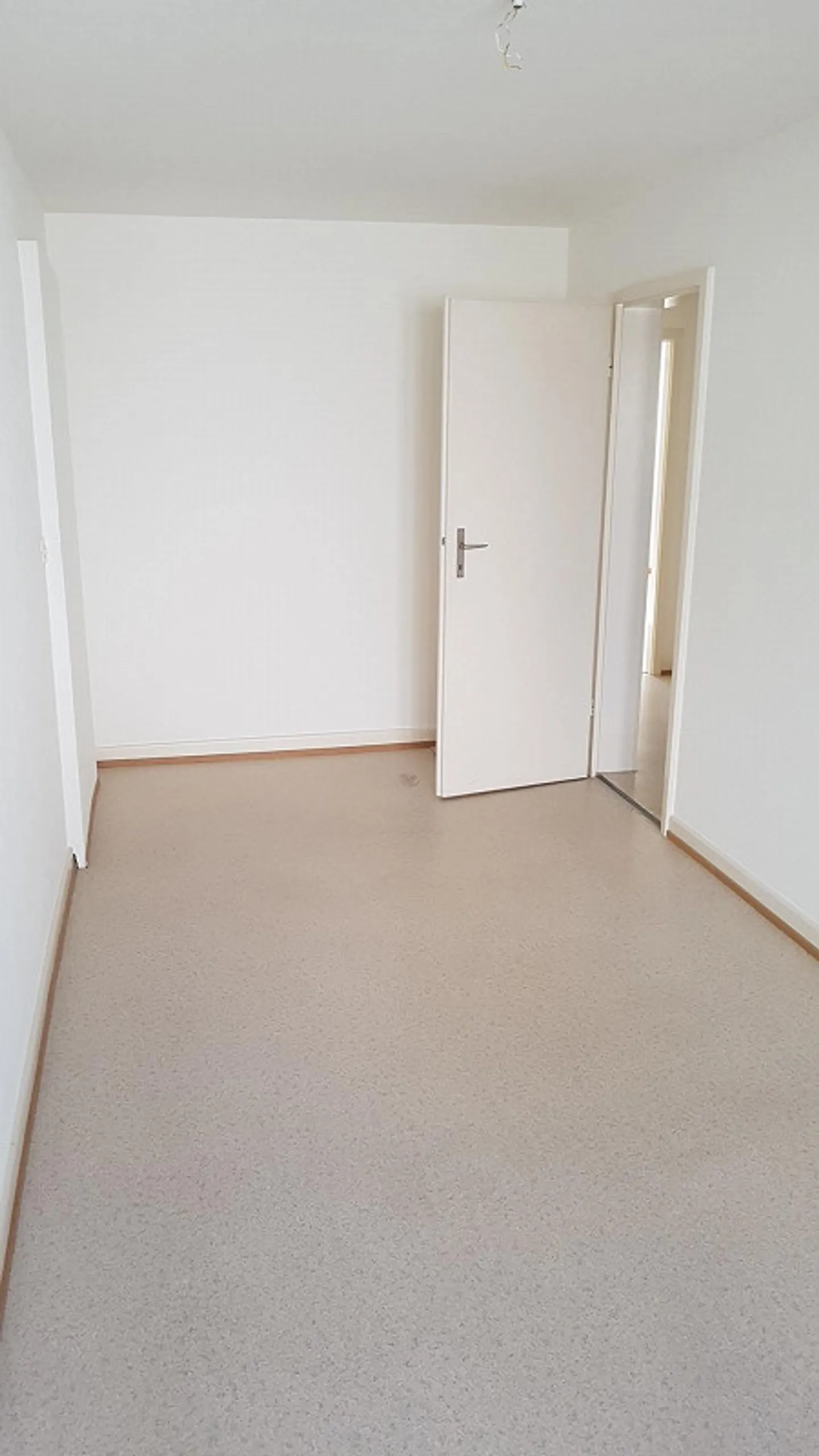 3,5 camere in una posizione tranquilla - Foto 9 di 15