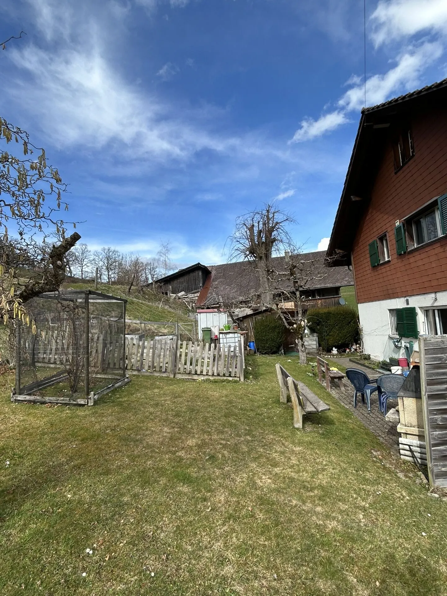 Rural 4-room apartment with stunning views - Photo 3 of 5
