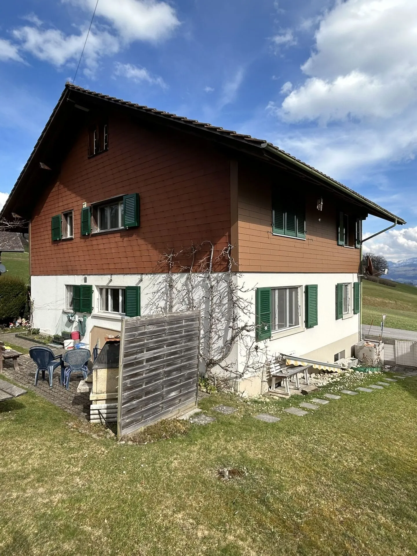 Rural 4-room apartment with stunning views - Photo 2 of 5