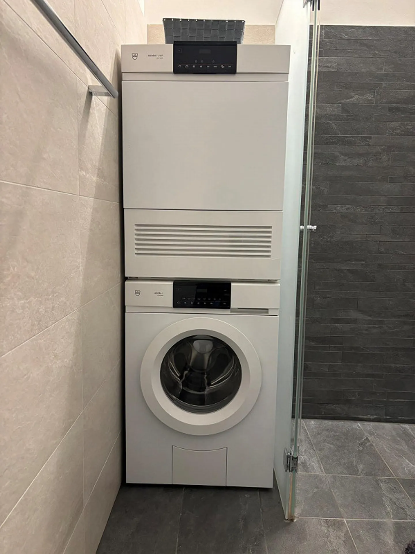 2.5-room new apartment (furnished) - Photo 9 of 10