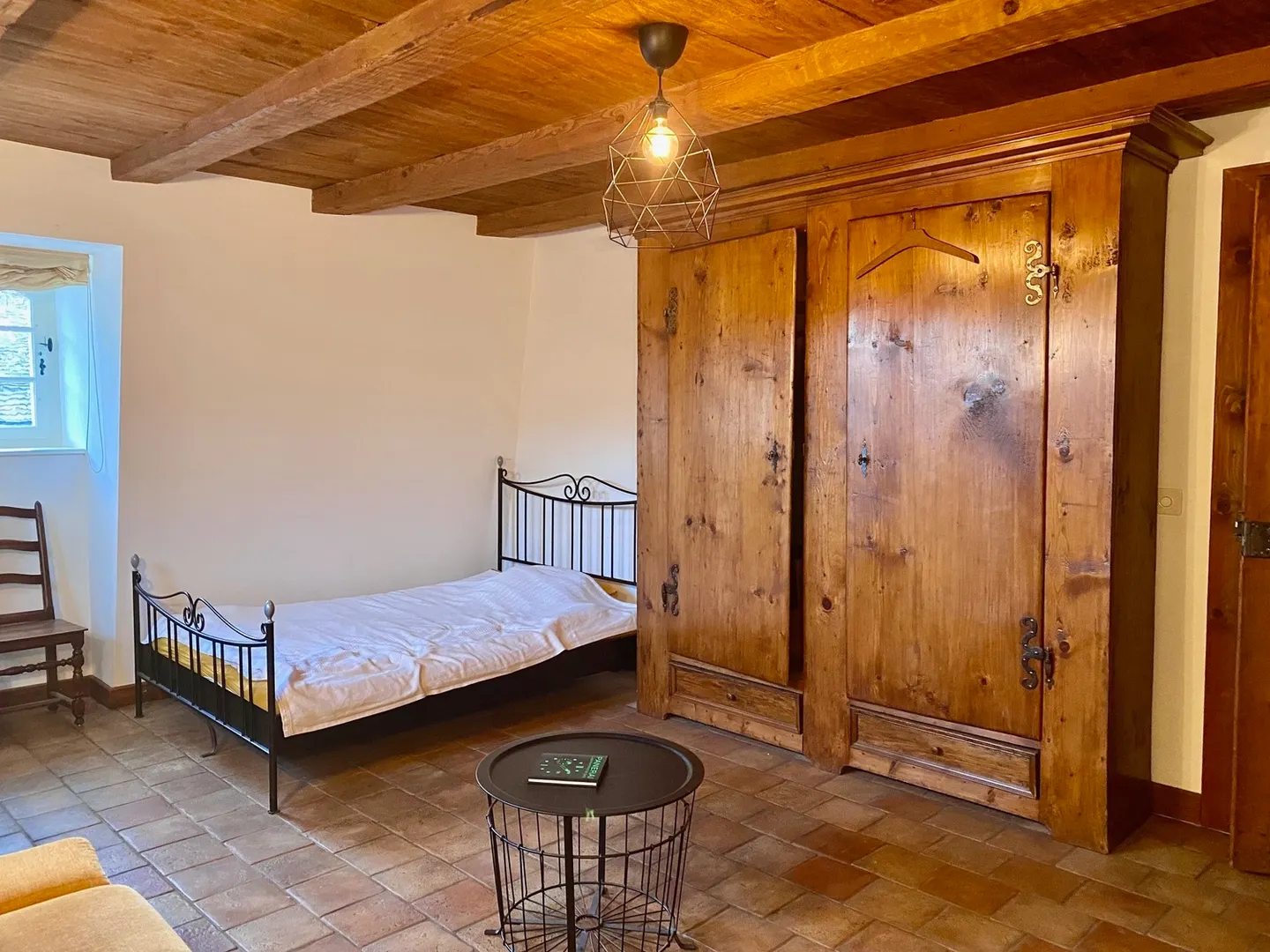 Charmant Studio dans un Bâtiment Historique - Photo 2 sur 10