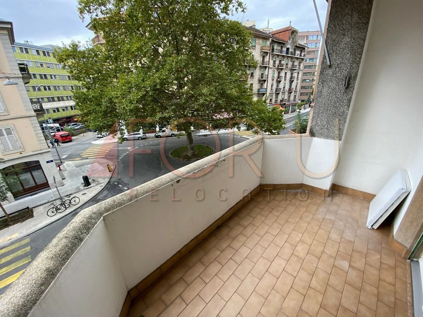 Bellissimo appartamento ristrutturato con 3 camere a Carouge - Foto 1 di 10