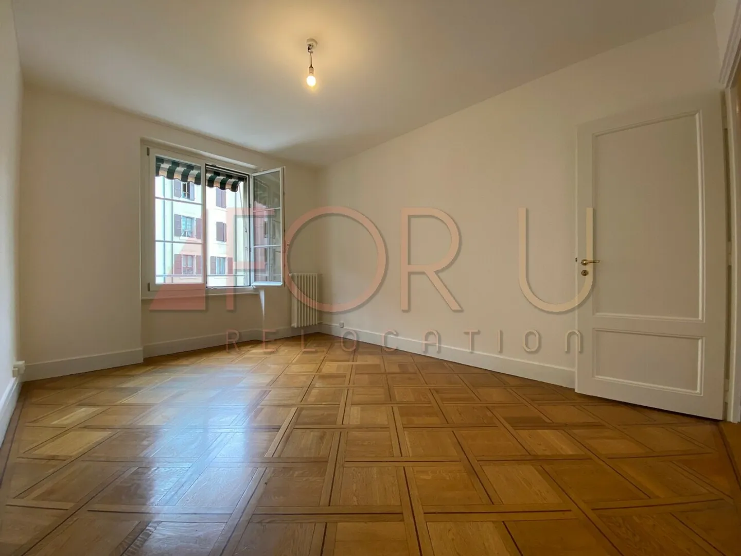 Bellissimo appartamento ristrutturato con 3 camere a Carouge - Foto 4 di 10