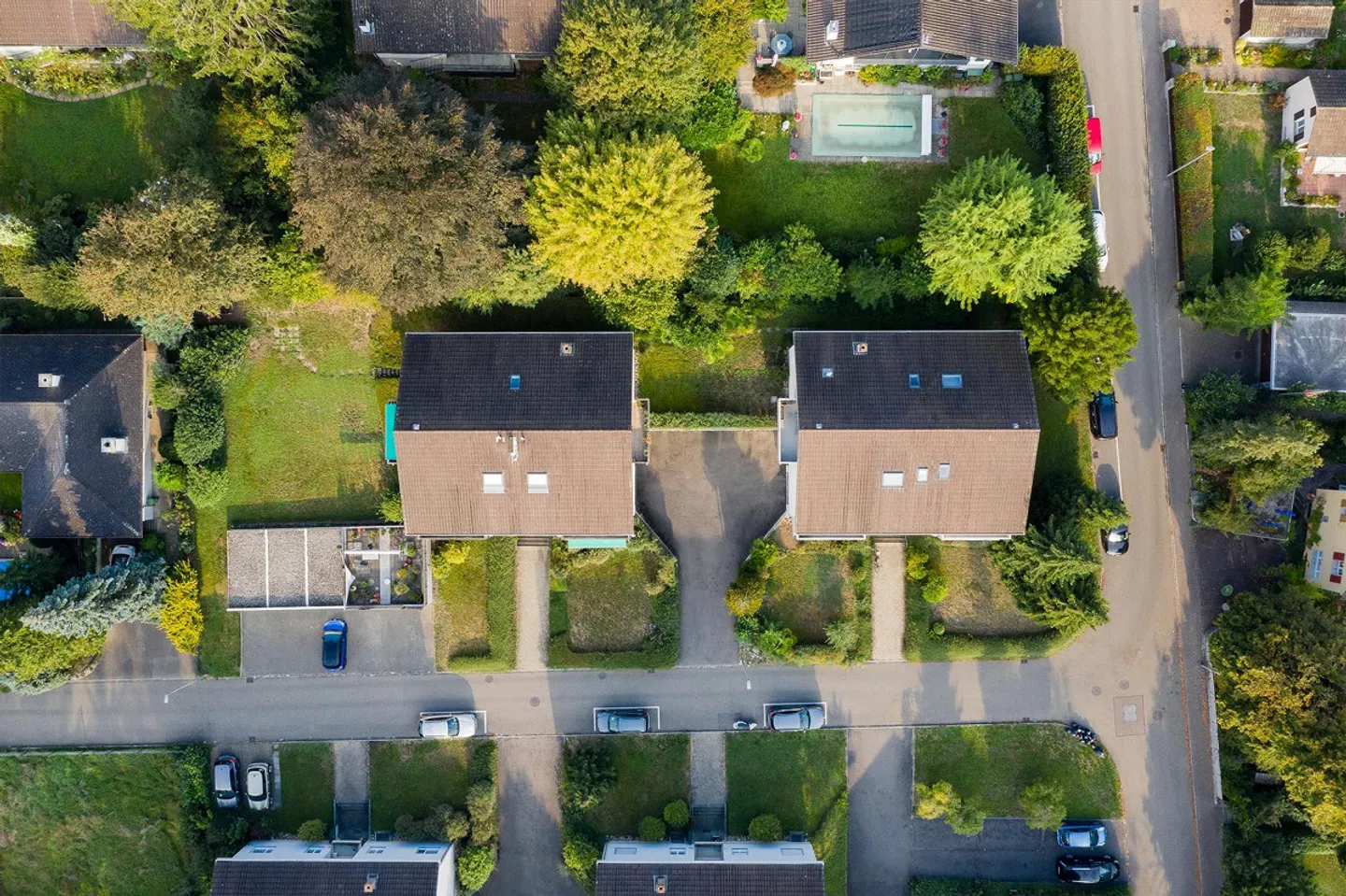 Appartement rénové de 4 pièces 80m2 dans un emplacement calme et central - Photo 3 sur 12