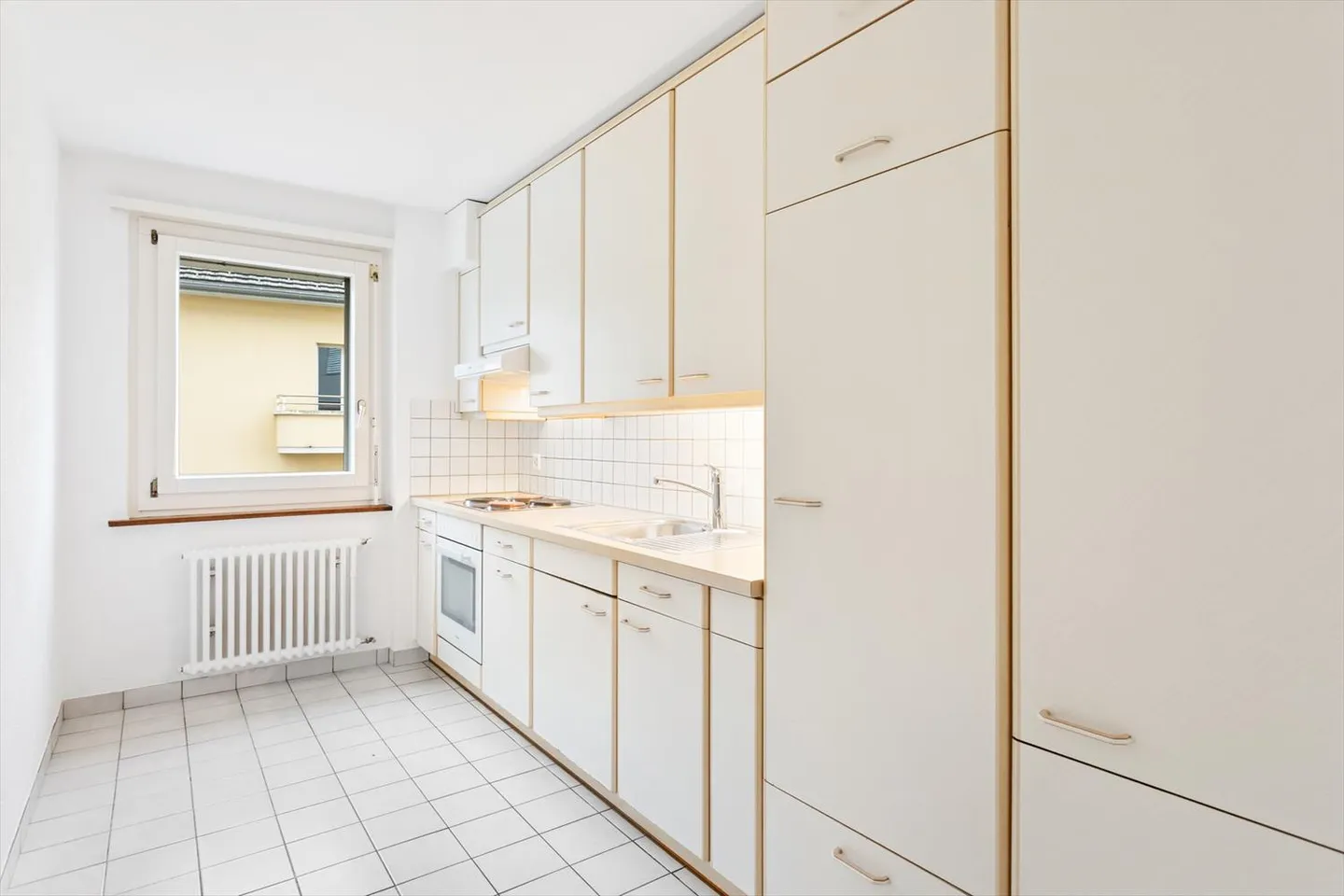 Quiet well-located apartment - Photo 3 of 6