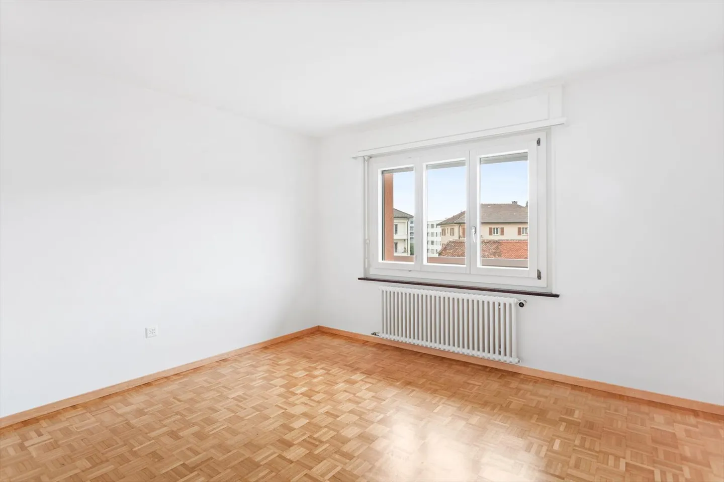 Quiet well-located apartment - Photo 5 of 6