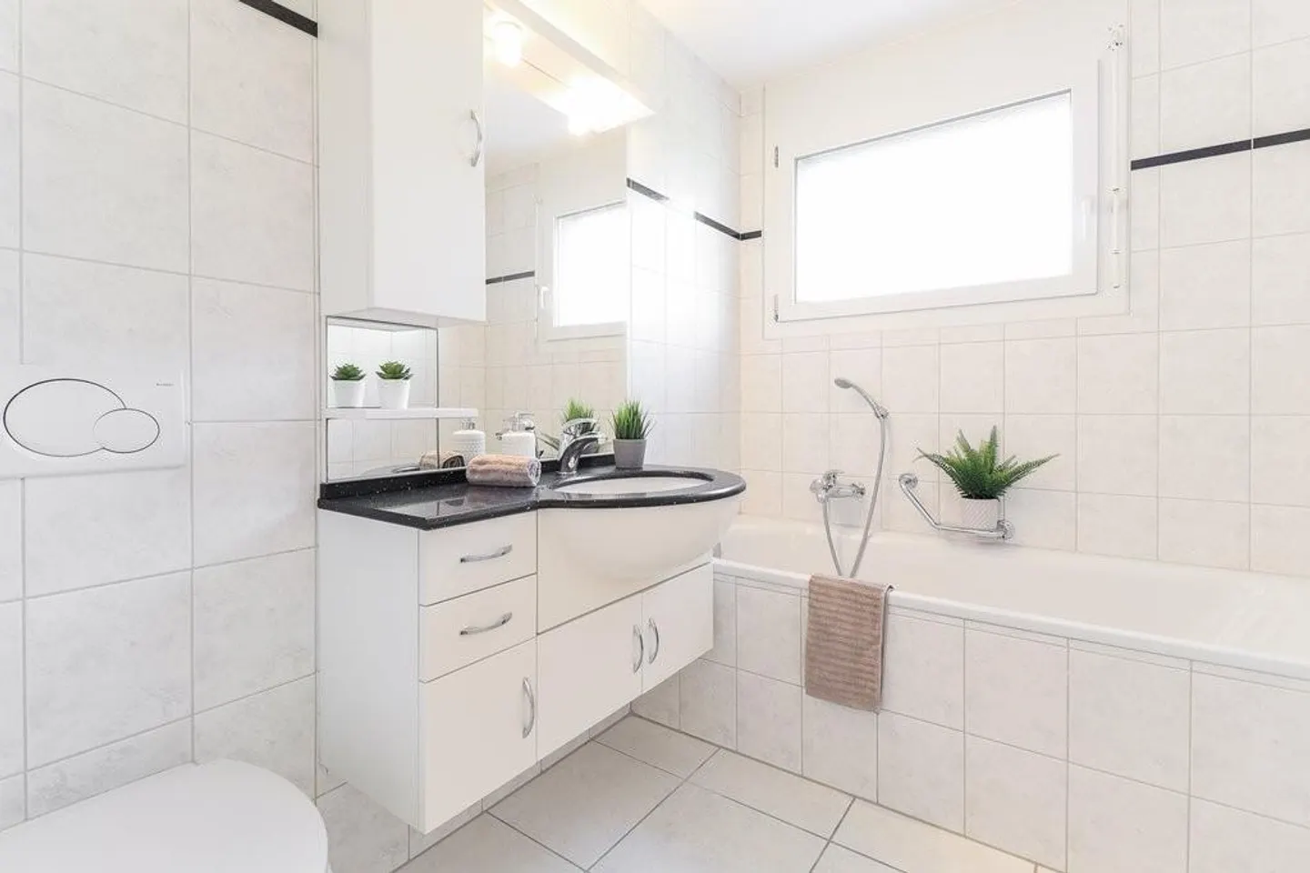Charmante Wohnung im 3. Stock - Foto 7 von 12