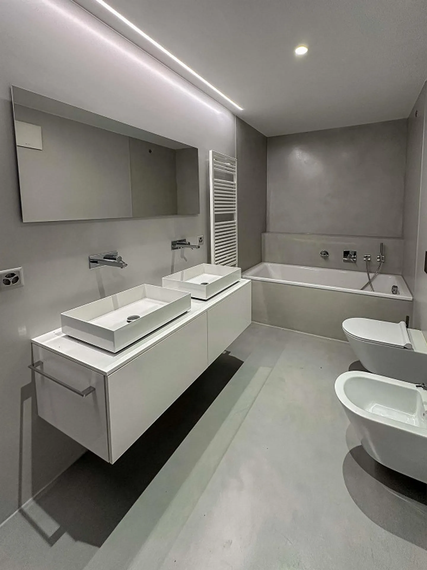 4.5 Zimmer mit Gemeinschaftspool in Morbio Inferiore - Foto 5 von 9