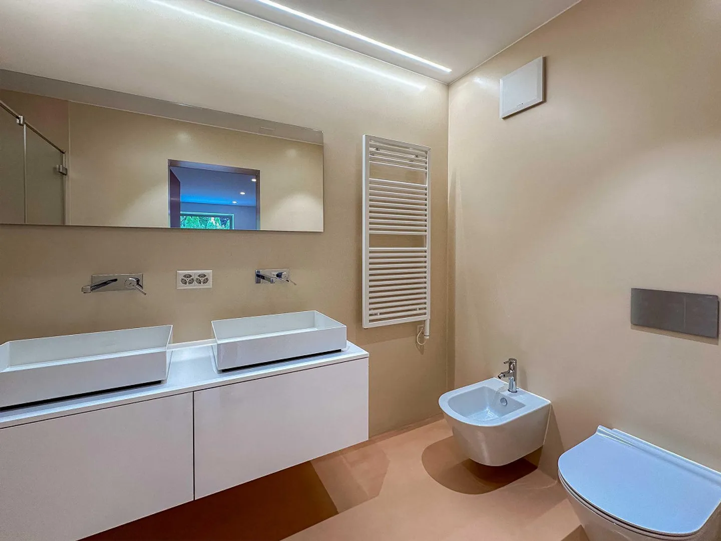 4.5 Zimmer mit Gemeinschaftspool in Morbio Inferiore - Foto 7 von 9