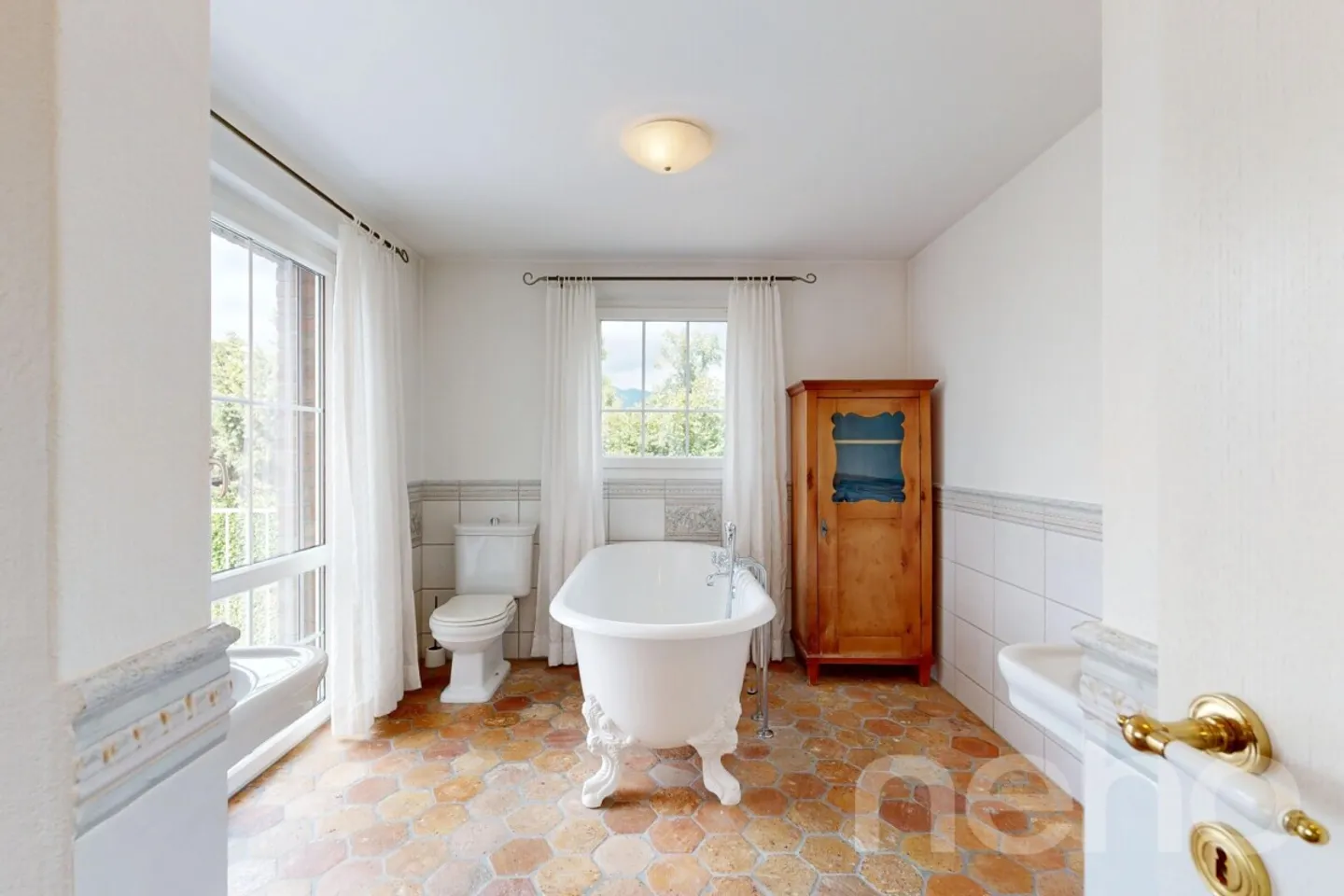 Maison Familiale Élégante avec Vue - Photo 7 sur 11