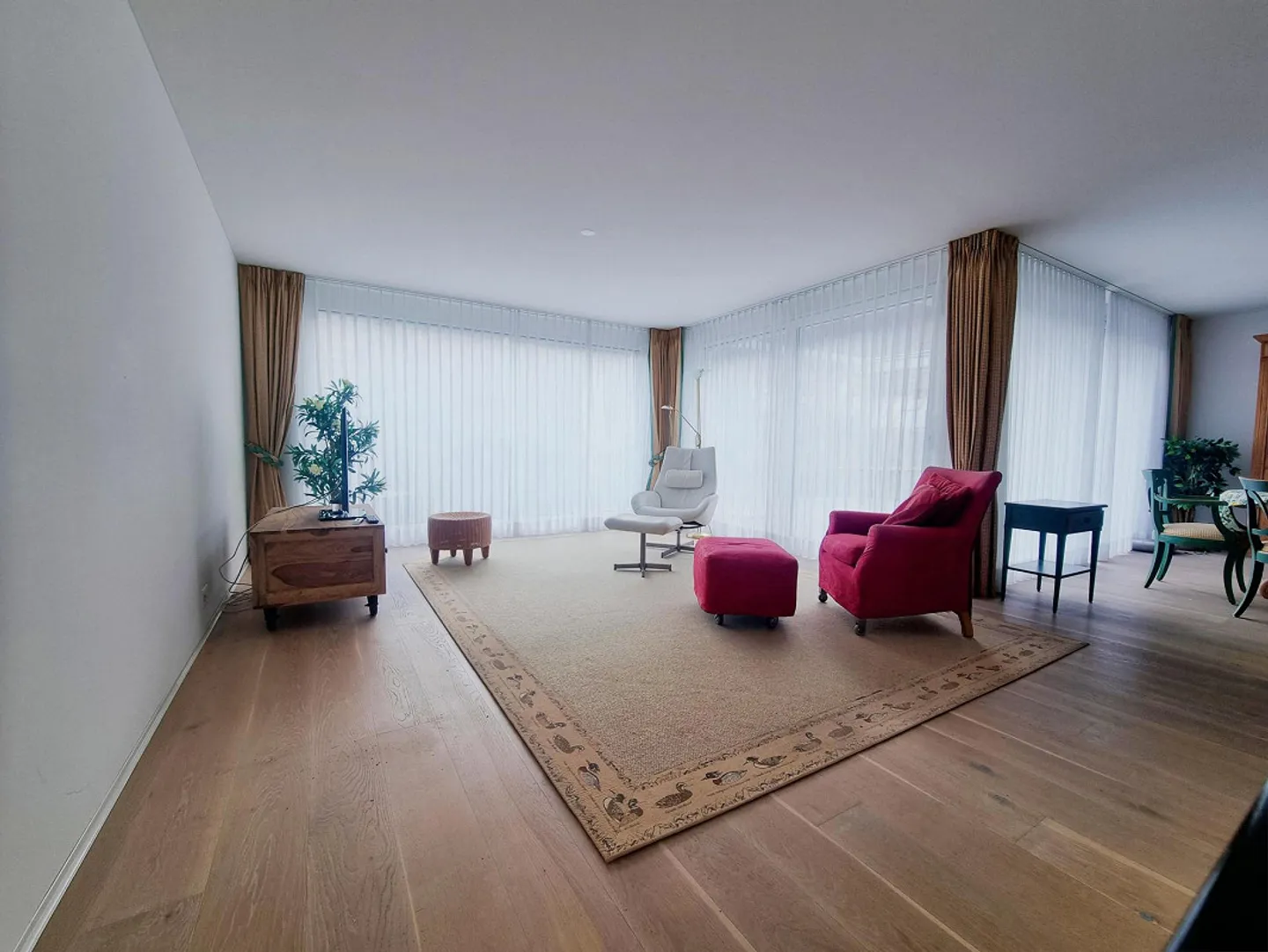 4 1/2 Room Terrace Apartment - Photo 2 of 5