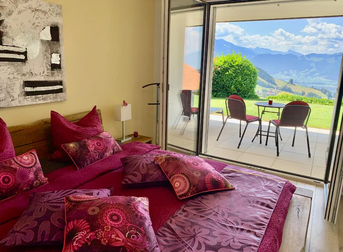 Appartement meublé de 2,5 pièces - Photo 2 sur 5