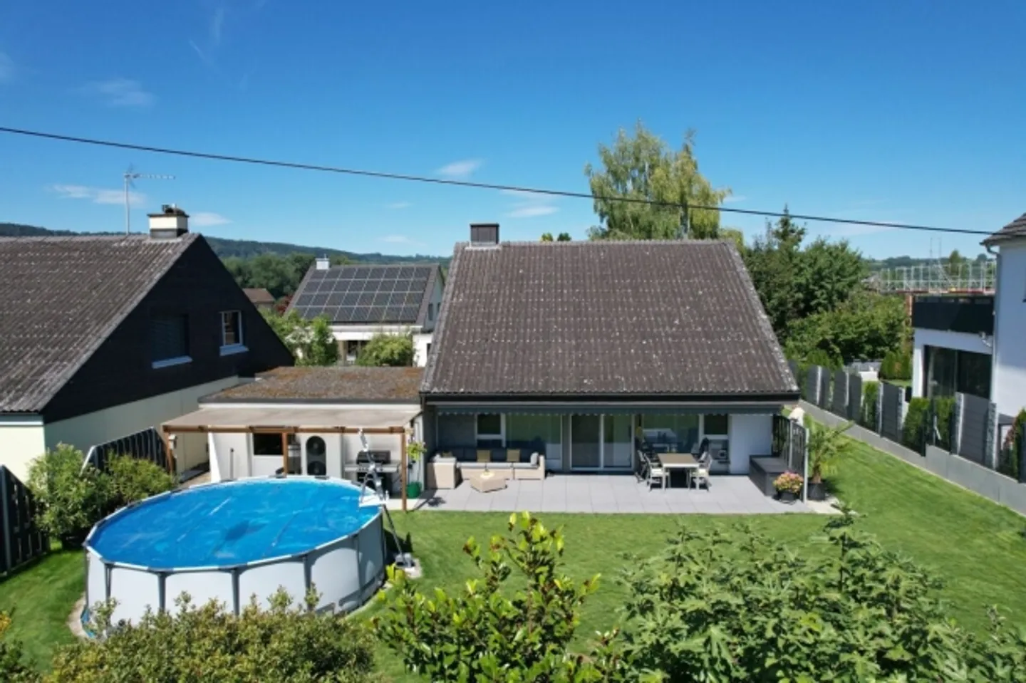 Einfamilienhaus kaufen - Foto 1 von 17