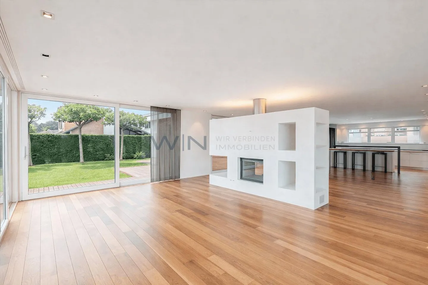 High-end *Masterpiece* at Lake Zurich - Photo 3 of 10