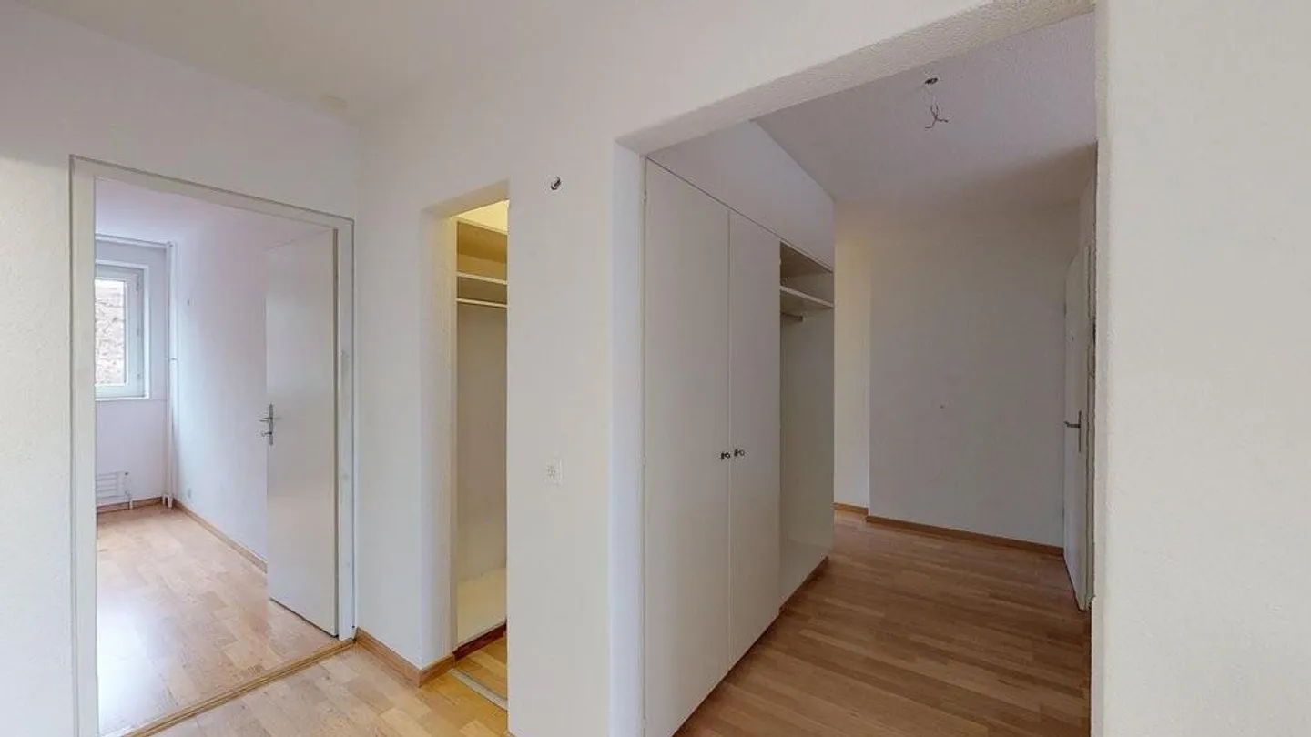 Appartement spacieux et beau de 4,5 pièces à louer - Photo 5 sur 12