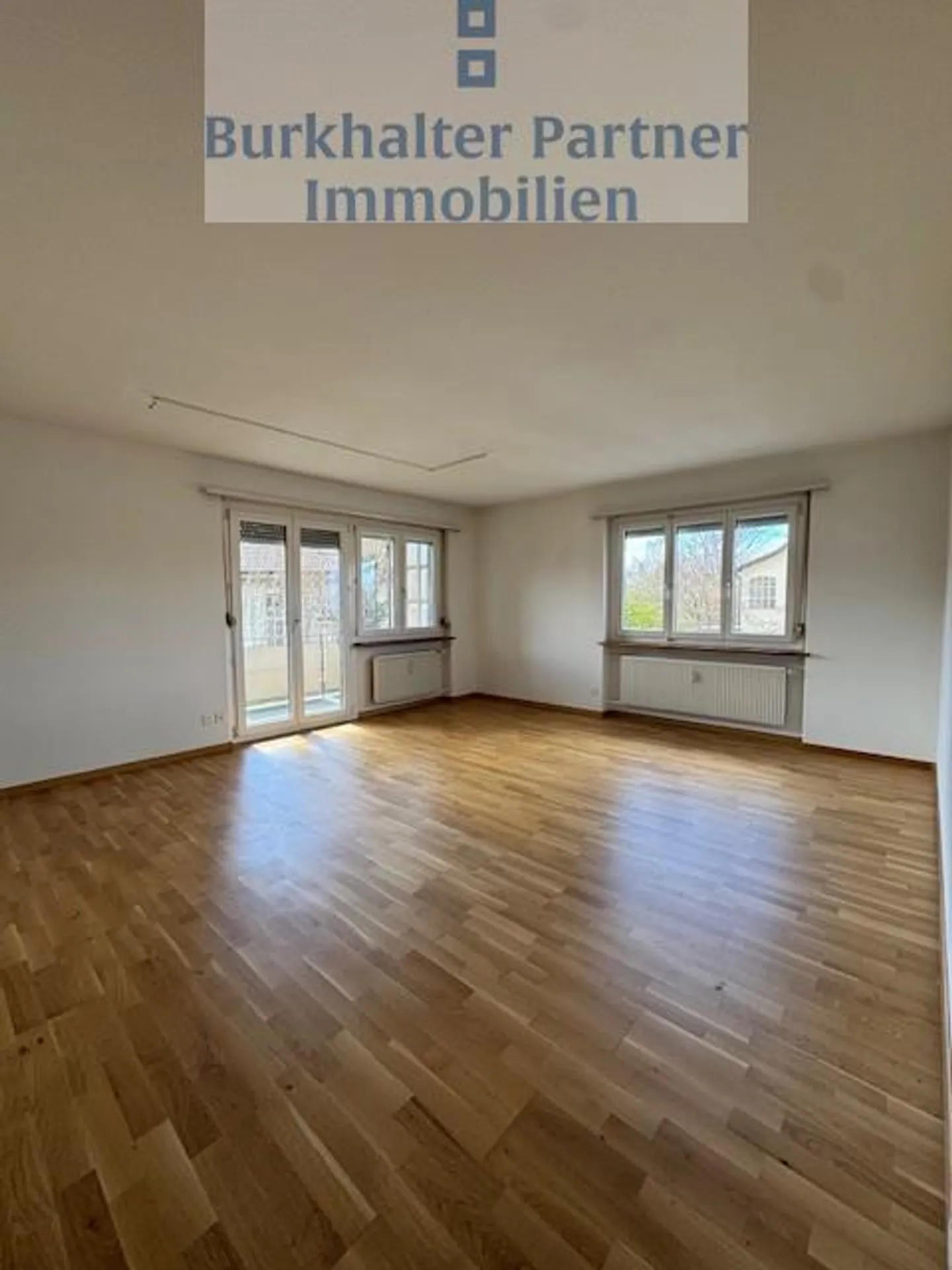 Appartamento luminoso e spazioso di 3,5 stanze in affitto - Foto 1 di 11