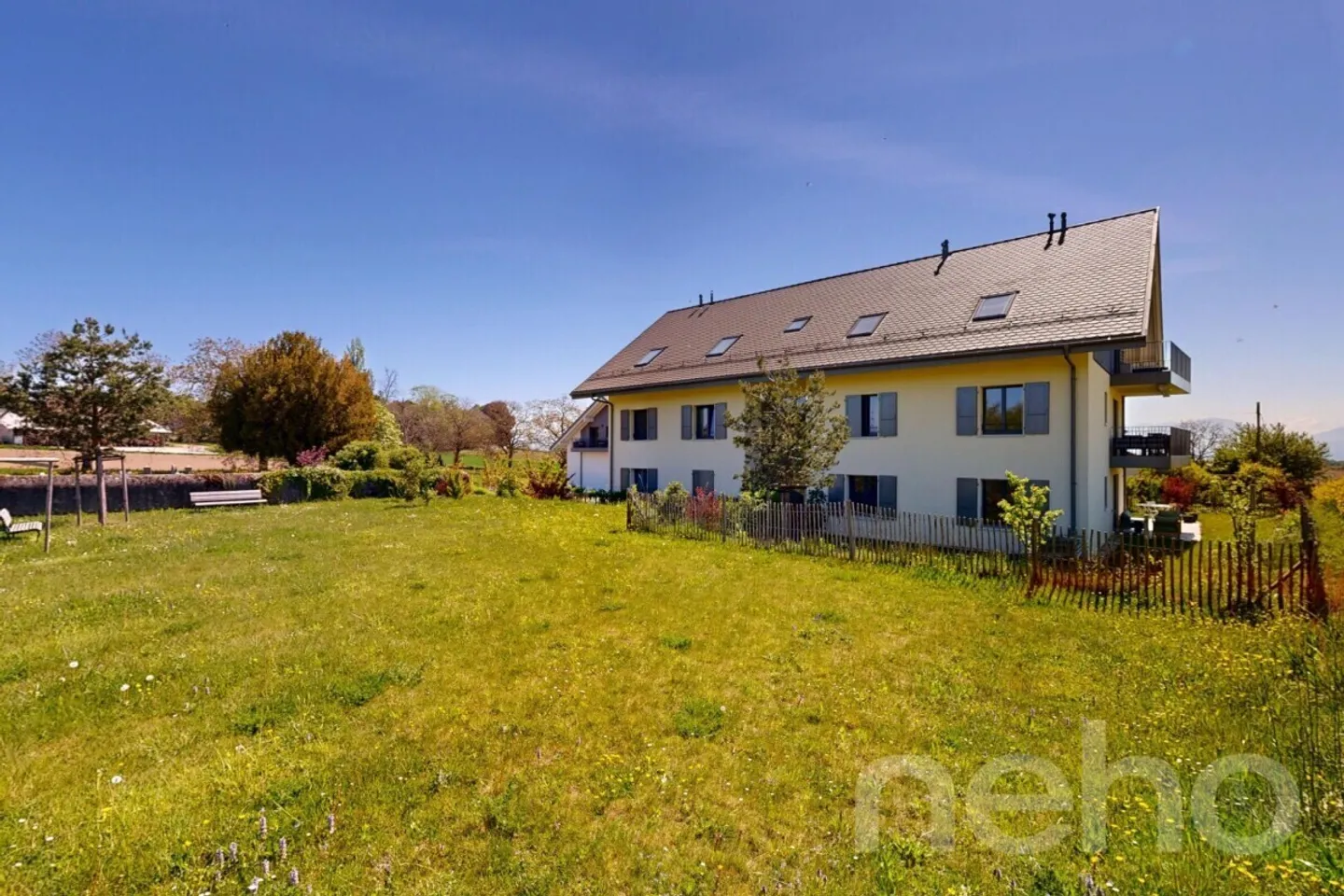 Schöne 3,5-Zimmer-Wohnung im Herzen der Natur in St-Saphorin/Morges - Foto 2 von 12