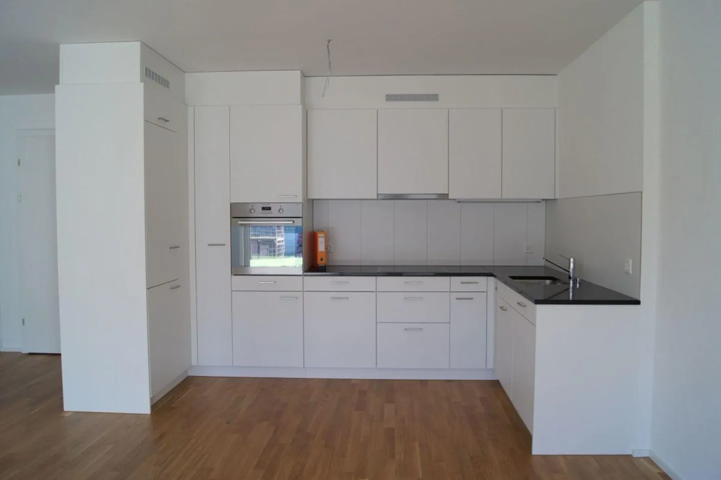 Appartamento attraente di 2,5 locali al piano terra con grande terrazza - Foto 4 di 8