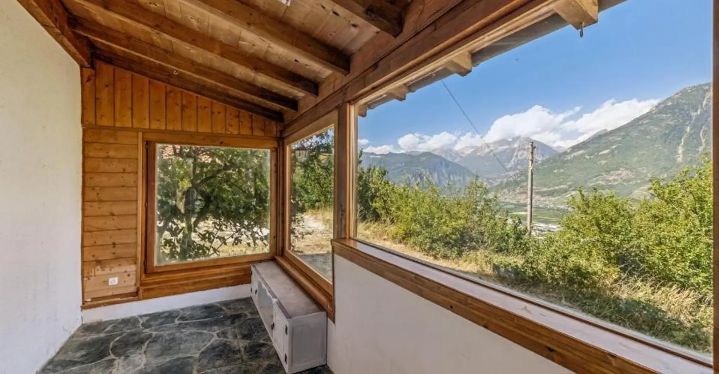 Casa caratteristica in un ambiente naturale con vista libera - Foto 2 di 9