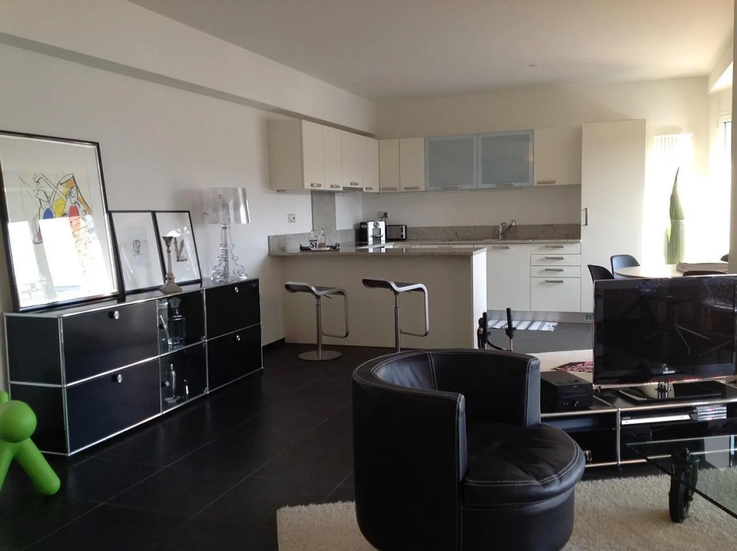 Möblierte Wohnung 3.5 Zimmer im Zentrum von Lugano mit Seeblick - Foto 3 von 11
