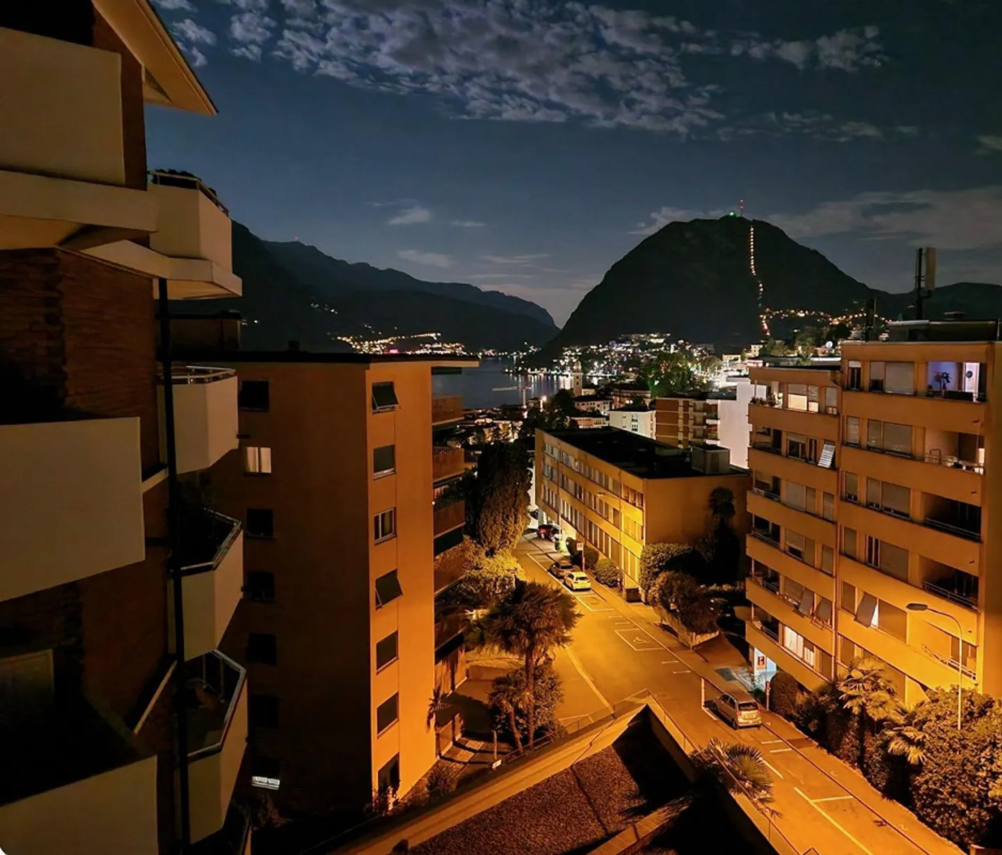 Möblierte Wohnung 3.5 Zimmer im Zentrum von Lugano mit Seeblick - Foto 8 von 11