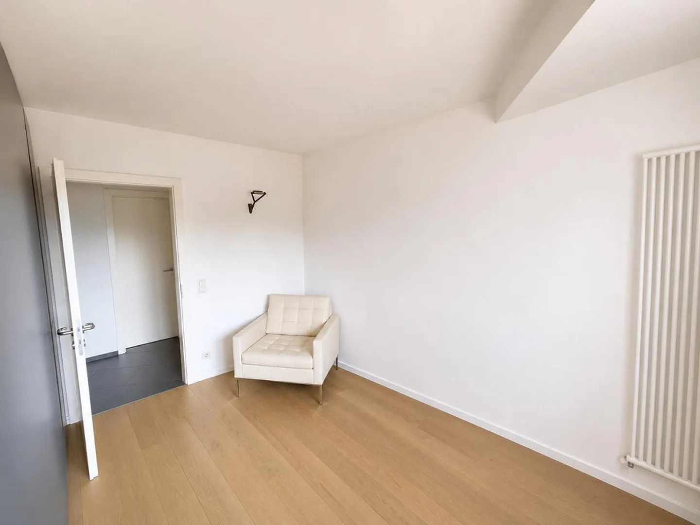Möblierte Wohnung 3.5 Zimmer im Zentrum von Lugano mit Seeblick - Foto 9 von 11
