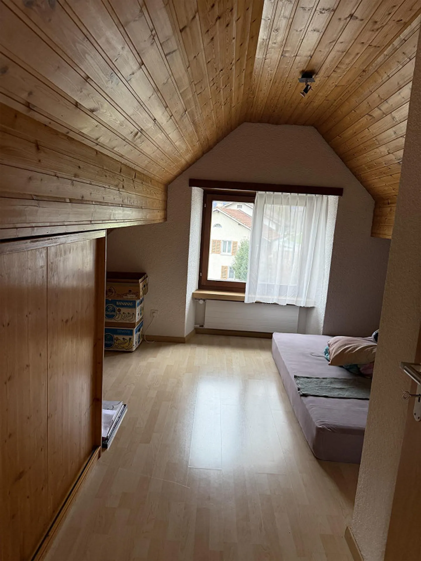 6.5 Room House for Rent - Photo 13 of 16