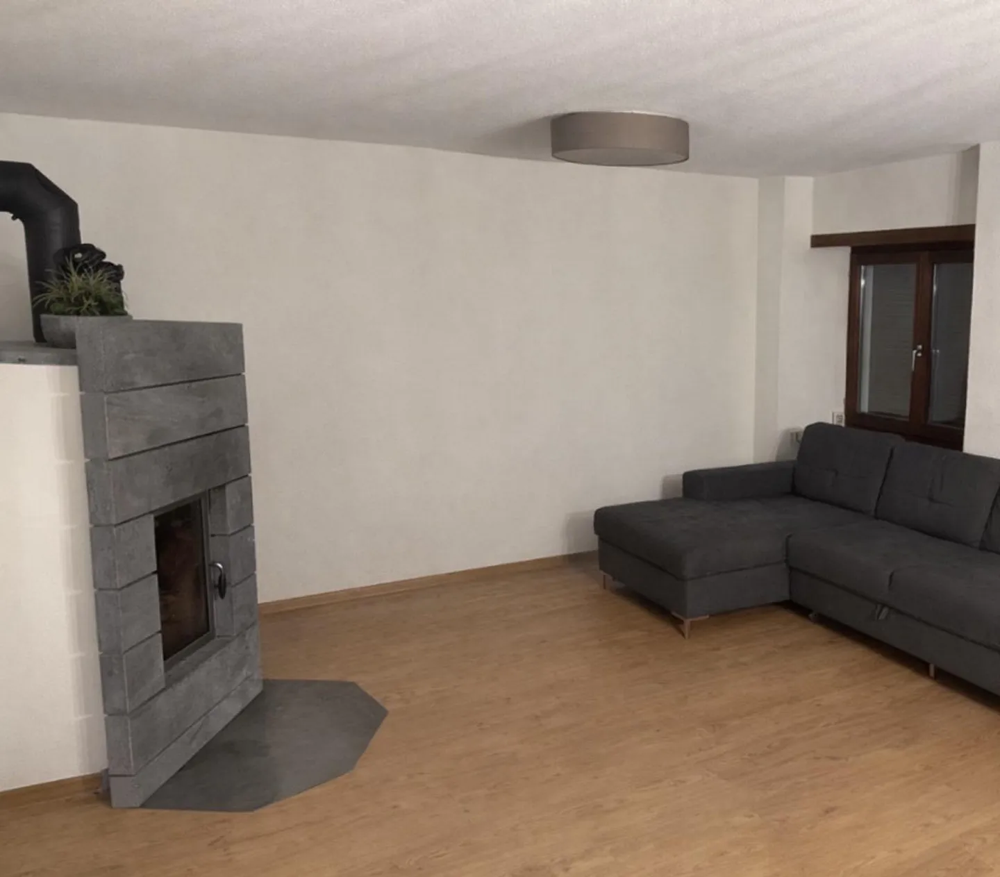 6.5 Room House for Rent - Photo 4 of 16