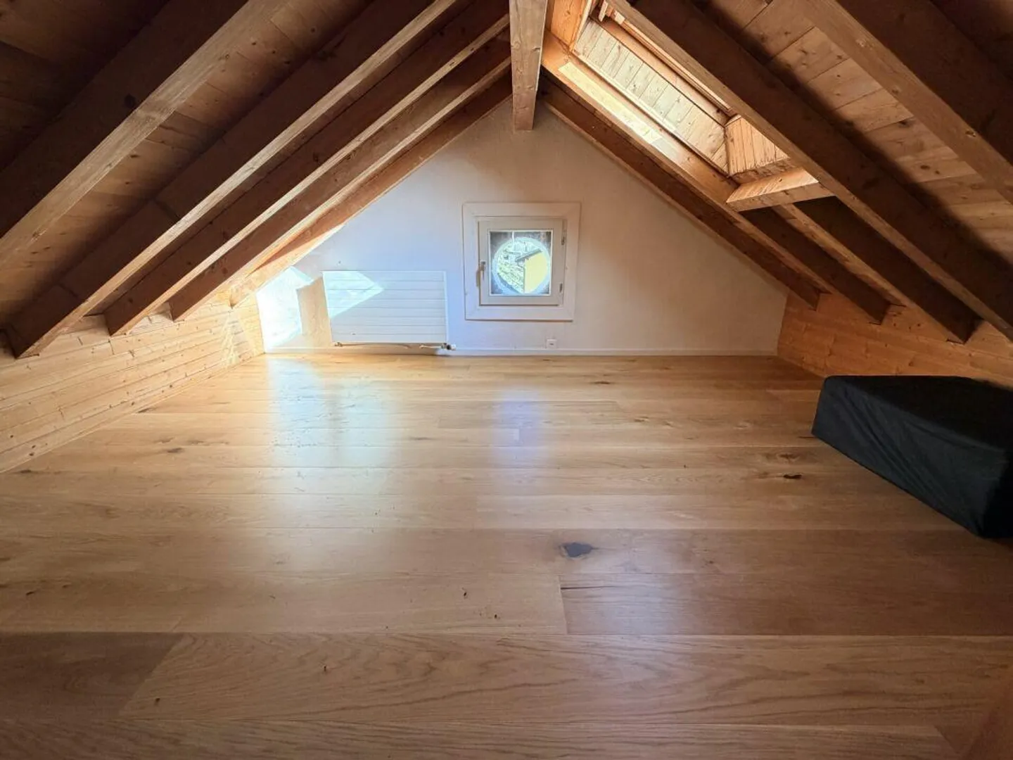 Casa unifamiliare affascinante - Foto 7 di 12