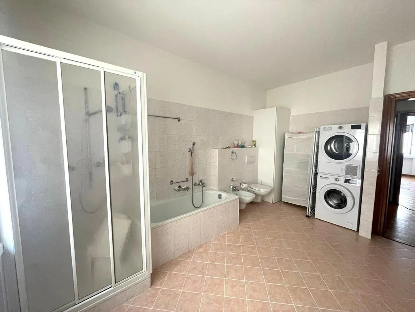 4.5 ROOM APARTMENT IN PIAZZA CIOCCARO - Photo 9 of 10