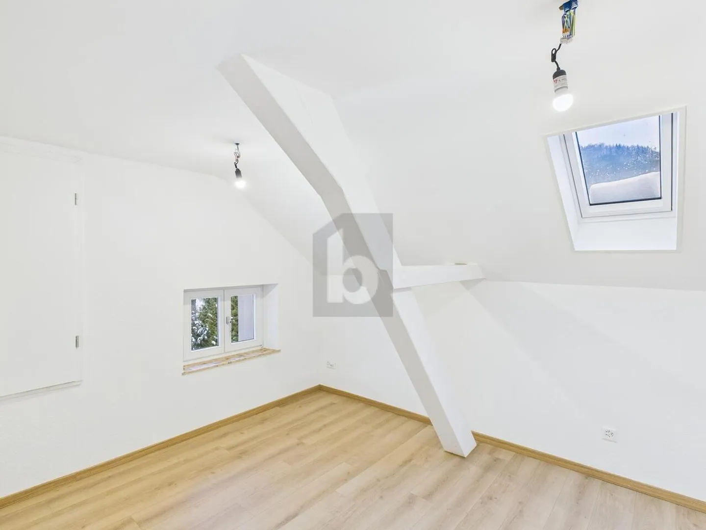 Penthouse for rent - Photo 5 of 6