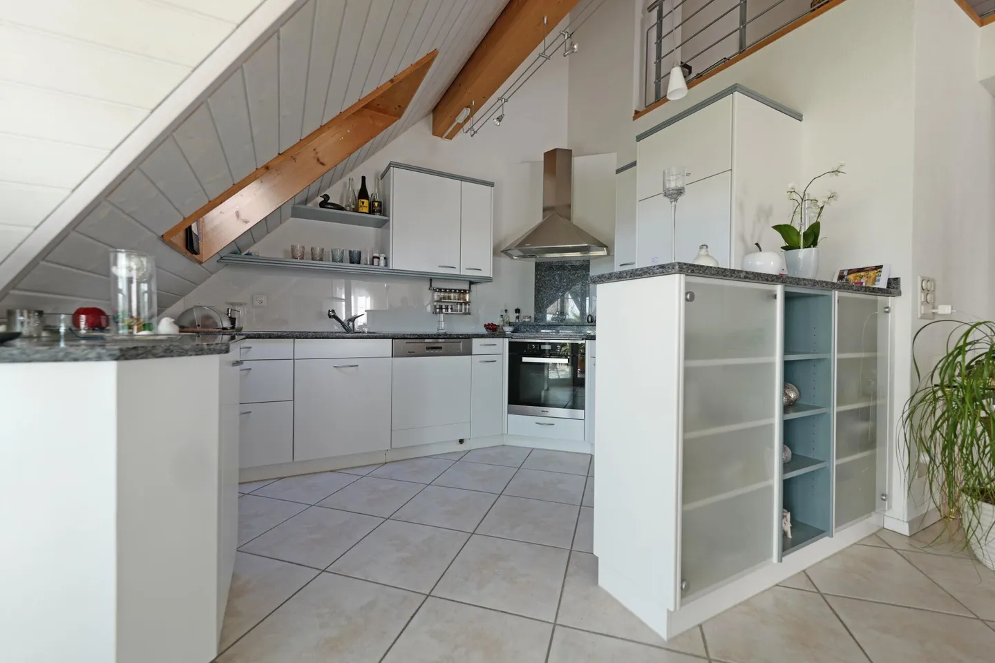 Charmante Galeriewohnung - Foto 8 von 17