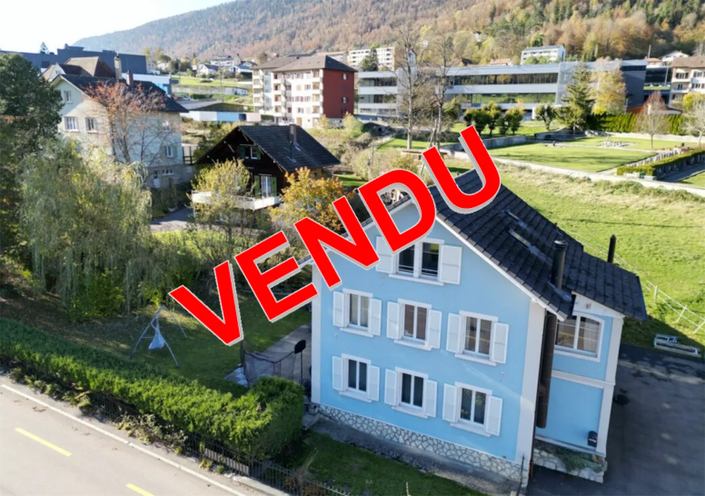 Haus mit 7,5 Zimmern - Foto 1 von 13