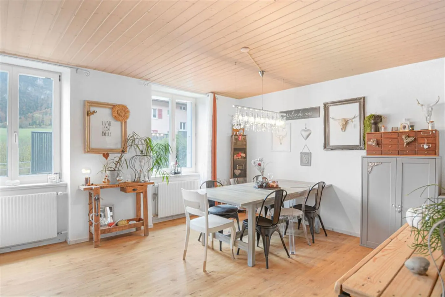 Haus mit 7,5 Zimmern - Foto 3 von 13