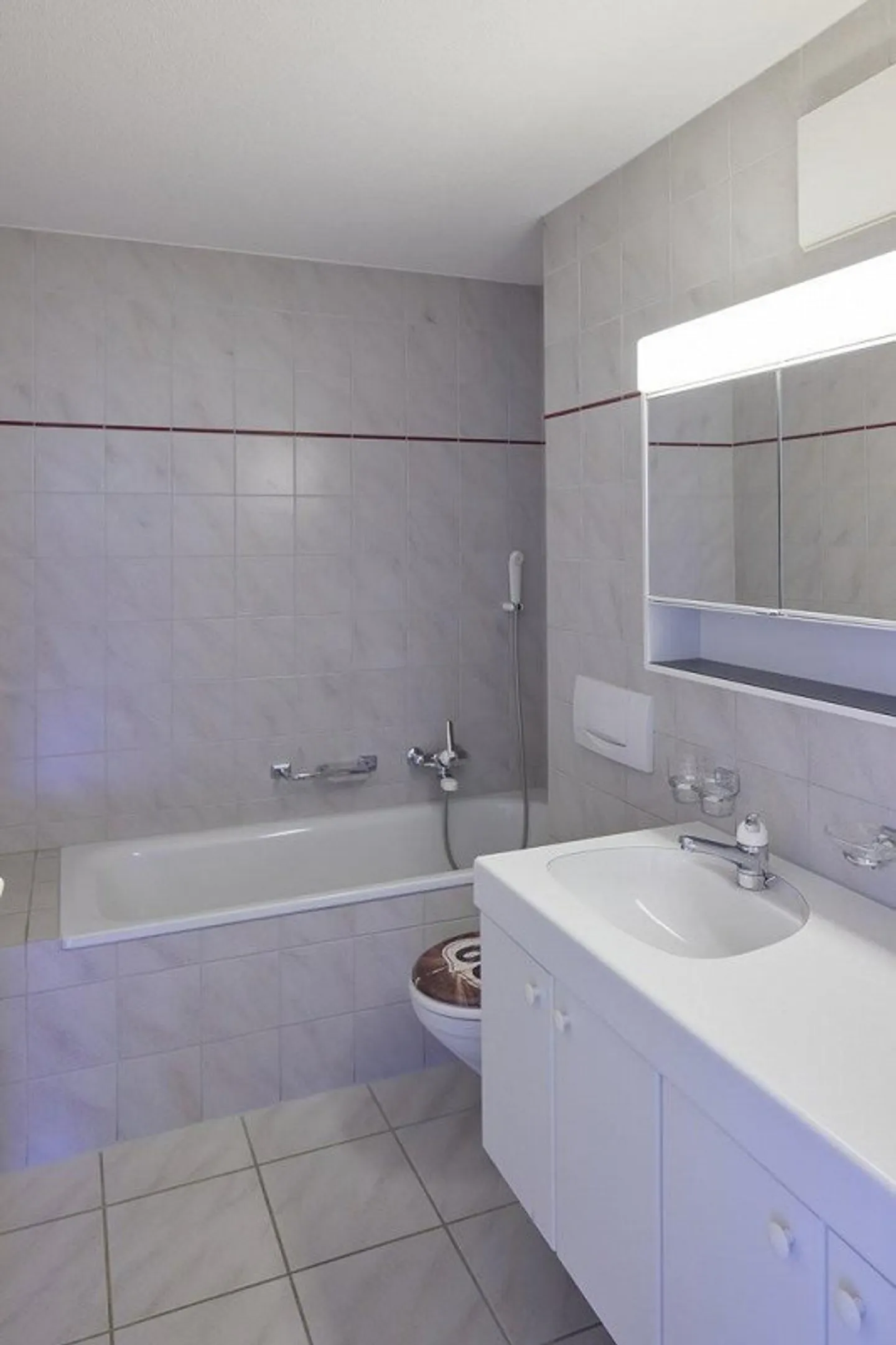 Appartement 4,5 pièces avec vue sur la verdure - Photo 3 sur 8