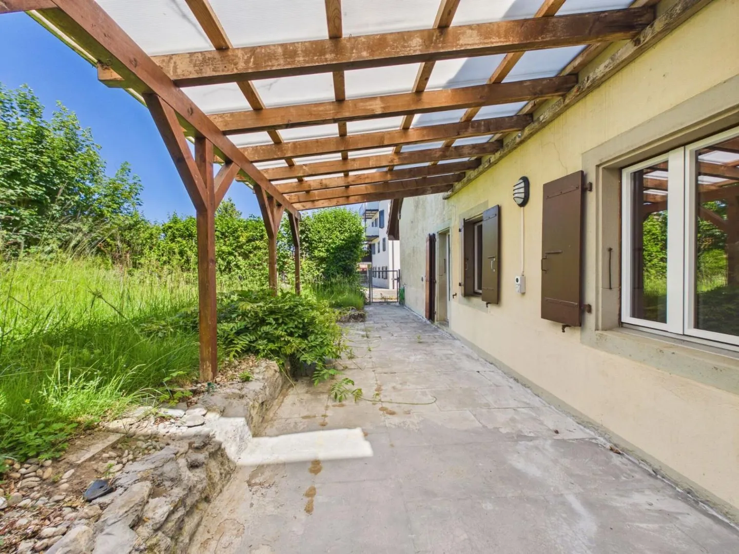 Casa con 2 appartamenti - Foto 8 di 9