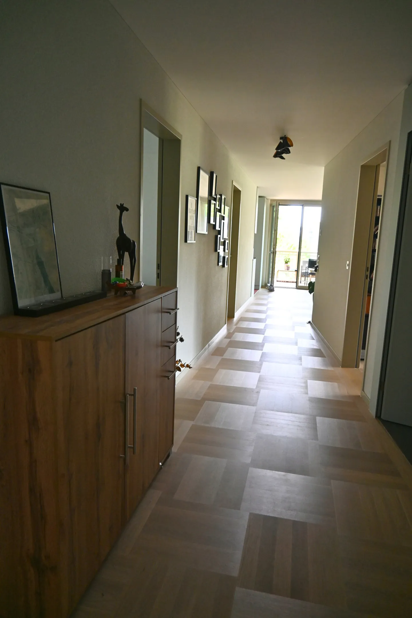 Modernes Apartment in Thalwil - Foto 3 von 9