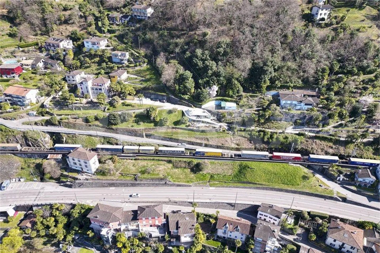 Baugrundstück mit Projekt - Foto 3 von 13