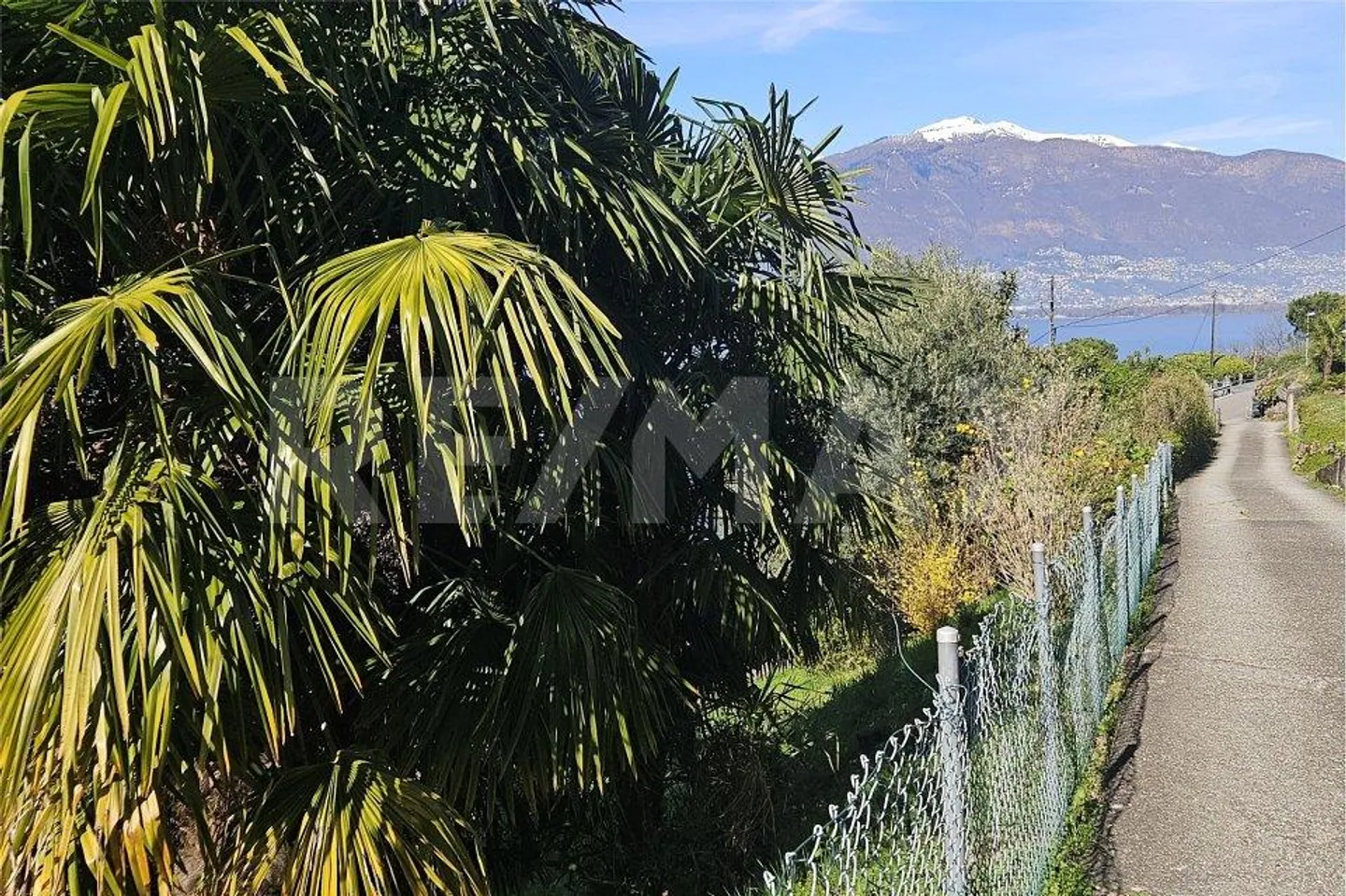 Baugrundstück mit Projekt - Foto 7 von 13